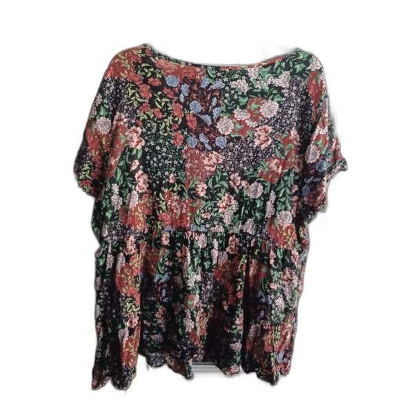 Torrid size 2 top - Picture 2 of 3